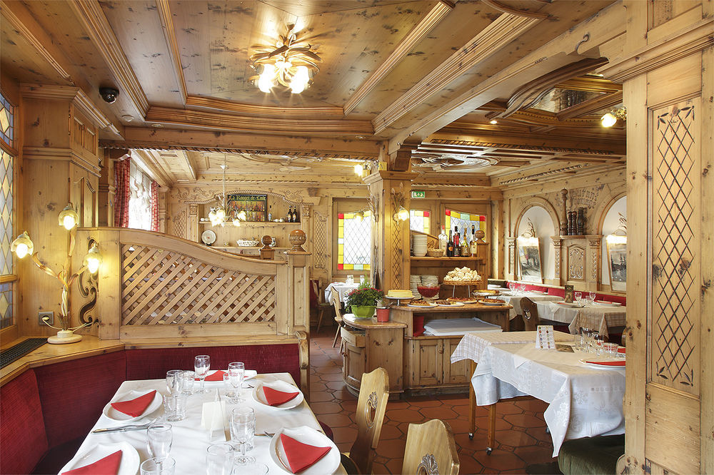 מלבויסון Hotel-Restaurant Le Lac מראה חיצוני תמונה